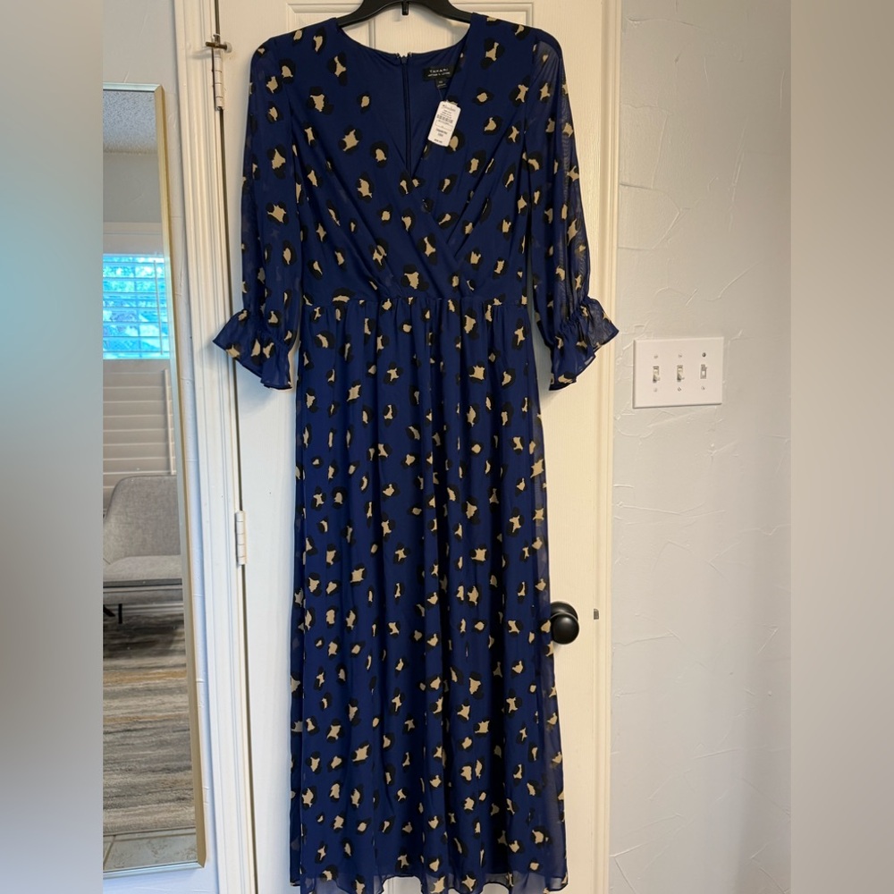 Tahari Animal Print Chiffon Maxi Dress NWT size 10
